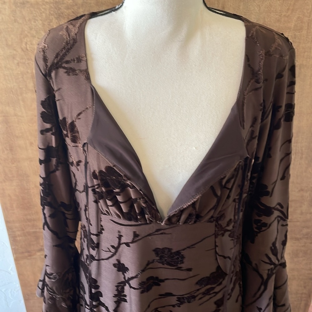 EARTHBOUND Dark Brown Floral Pattern 
Maxi Dress - Picture 4 of 16